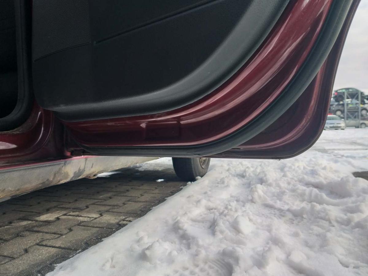 VW Polo 9N3 original T&uuml;r hinten rechts LC3R Winterred Rohbau Bj.2005